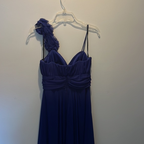 Formal event evening gown - Picture 2 of 5